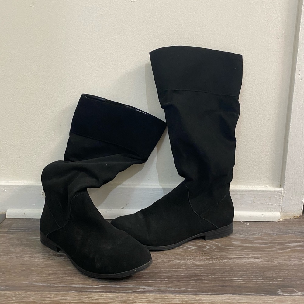 Black boots